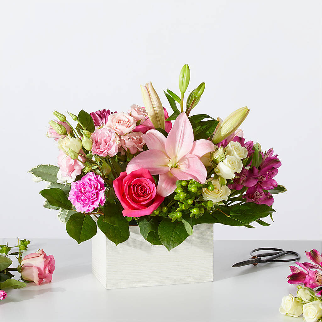 Sweetberry Box – A Florist Original – Ros-al Floral, Forest City PA