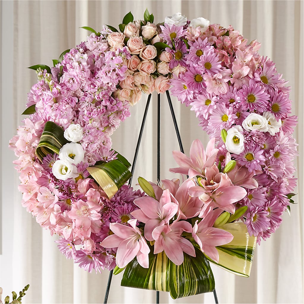 Gift of Warmth Wreath – Ros-al Floral, Forest City PA