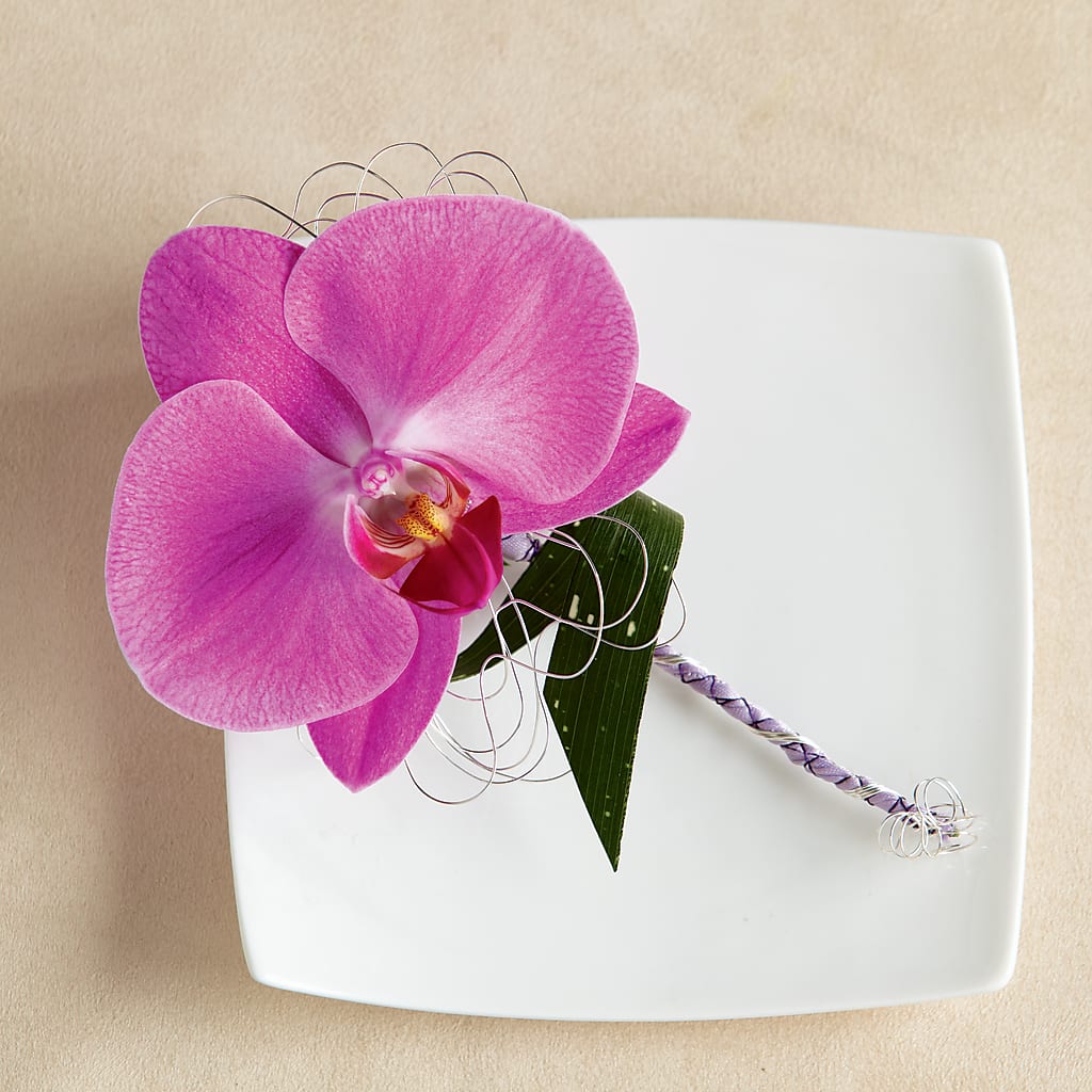Glorious Boutonniere – Ros-al Floral, Forest City PA