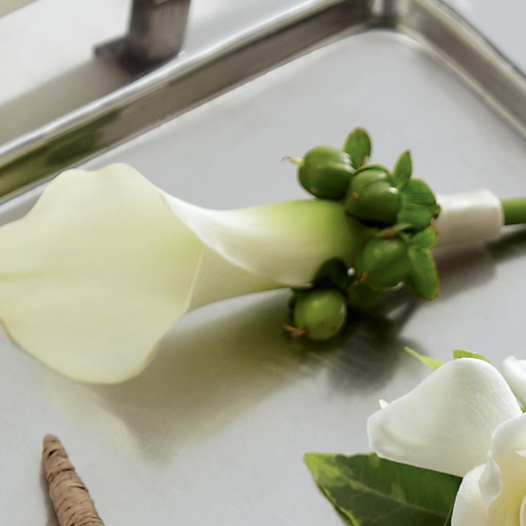 White Calla Boutonniere – Ros-al Floral, Forest City PA