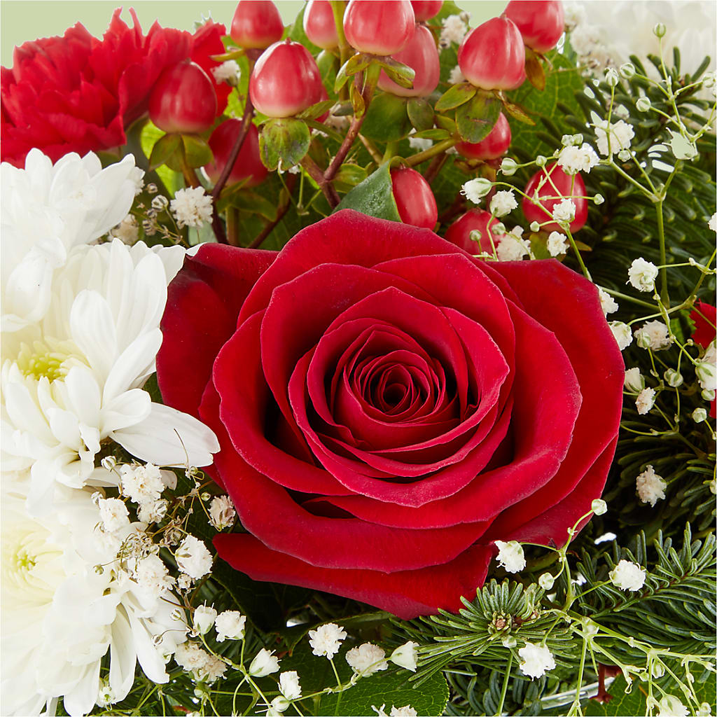 Chance of Flurries Bouquet –  Ros-al Floral, Forest City PA