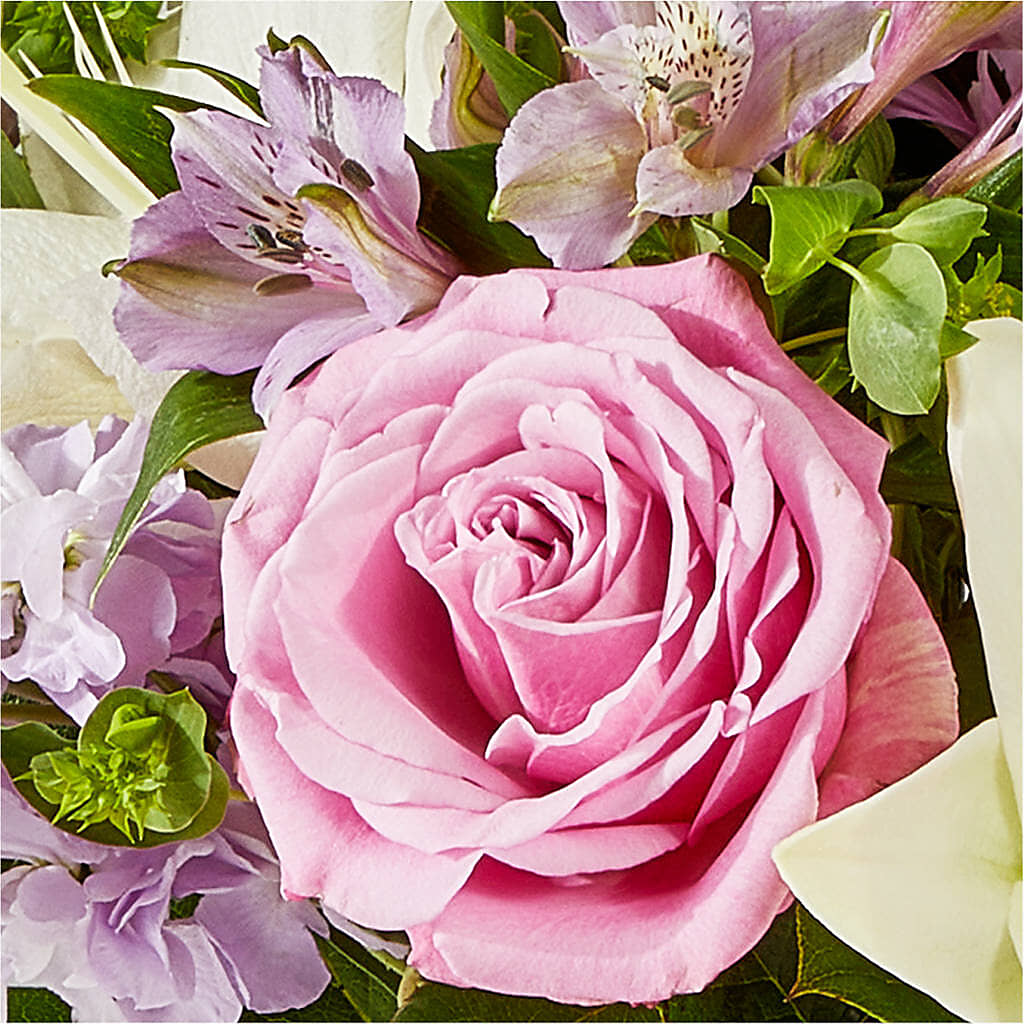 Daydreamer Bouquet –  Ros-al Floral, Forest City PA